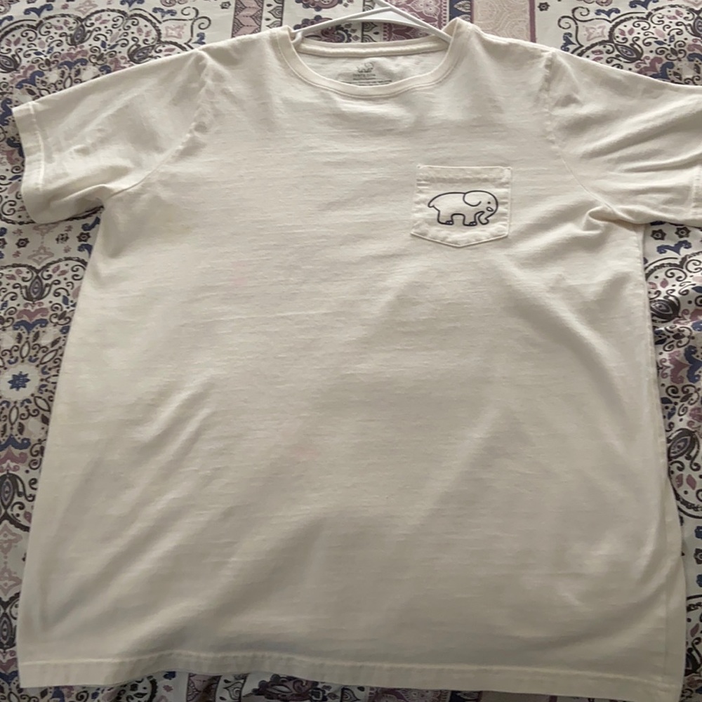 Ivory Ella short sleeve t-shirt.